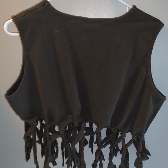 Tank top! - Picture 2 of 3